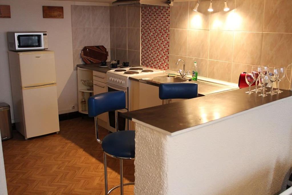 Apartamento Petit Loft Cosy Carcasona Exterior foto